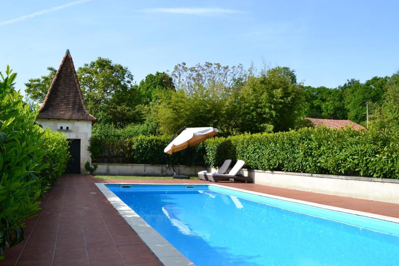 Le Manoir De Nabinaud Bed & Breakfast ภายนอก รูปภาพ