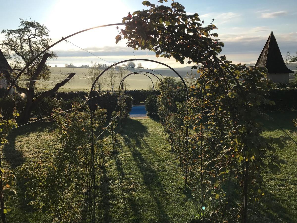 Le Manoir De Nabinaud Bed & Breakfast ภายนอก รูปภาพ
